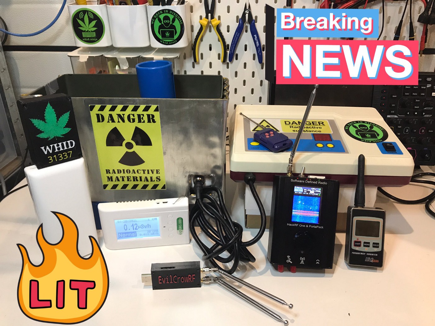 Hacking a X-RAY Machine with WHIDelite & EvilCrowRF
