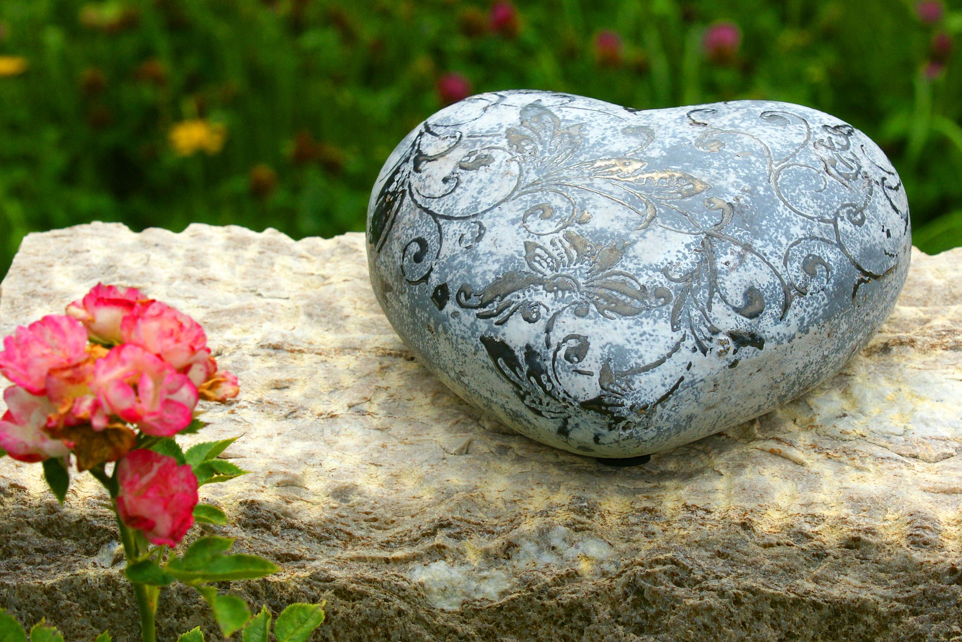 Coeur en pierre, amour