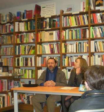 Presentación Librería Aletheia (2008). Francisco J. Cobos (concejal) y Rosa Mª Almansa (directora)