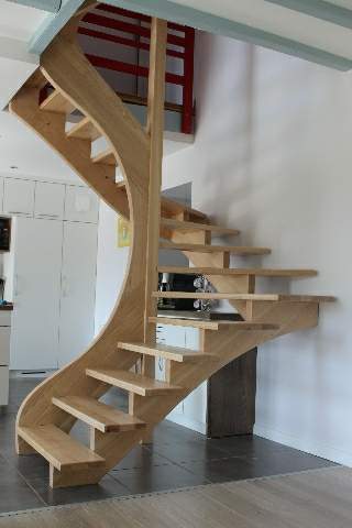 Fabrication et pose escalier Frêne massif, PLOUAY, LORIENT (56)