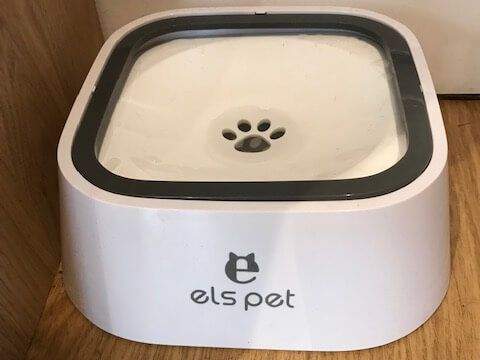 Non spillable dog water bowl