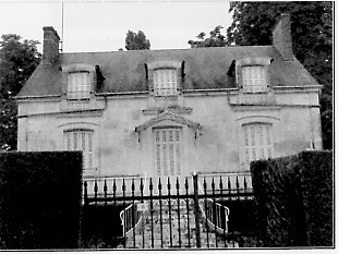 Maison de Léone FOUCHER à Prunay.