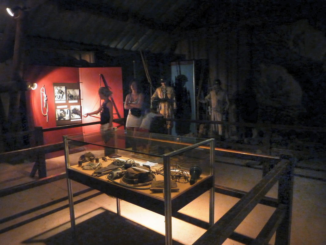 Visite du musée du monde souterrain - Aven Marzal - Ardèche sud